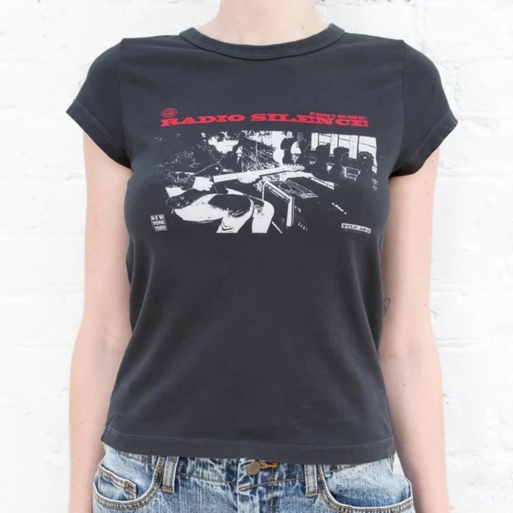 short sleeve graphic tee